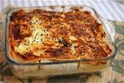 Börek с сыром и с фаршем (турецкая кухня).