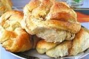 Булочки из слоеного теста