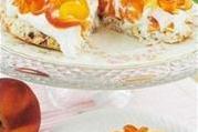 КОКОСОВЫЙ ТОРТ С ПЕРСИКАМИ