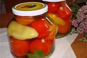 Консервированные помидоры с болгарским перцем