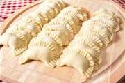 Научитесь лепить вкуснейшие сладкие вареники в мире!