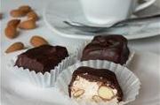 Нуга с орехами в шоколаде