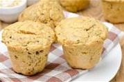 Нутовые маффины с паприкой и сушеным луком