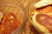 Очень вкусные пирожки, мягкие, готовятся легко, быстро и из самых простых продуктов.