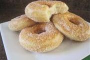Пончики с сахаром и корицей