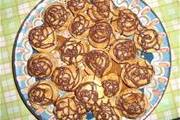 Профитроли с шоколадным кремом из маскарпоне под шоколадным соусом