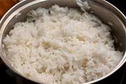 Рис с соусом песто