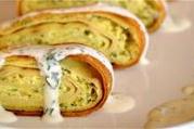 Рулет из блинов с кабачками и сыром