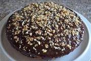 Шоколадный торт с орехами и вареной сгущенкой