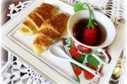 Слойки, (с яблоком и спрайтом, ананасом, шоколадом, разные, всякие)