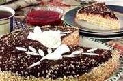 Торт с малиновым кремом