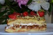 Торт с ореховым безе и зеленым чаем