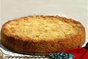 Торт с ревенем и сливочным кремом