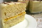 Торт в микроволновке со сметанным кремом и фруктами