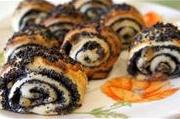 Замечательные булочки с маком из слоенного теста