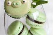 Зелёные Macarons по мотивам Angry Birds